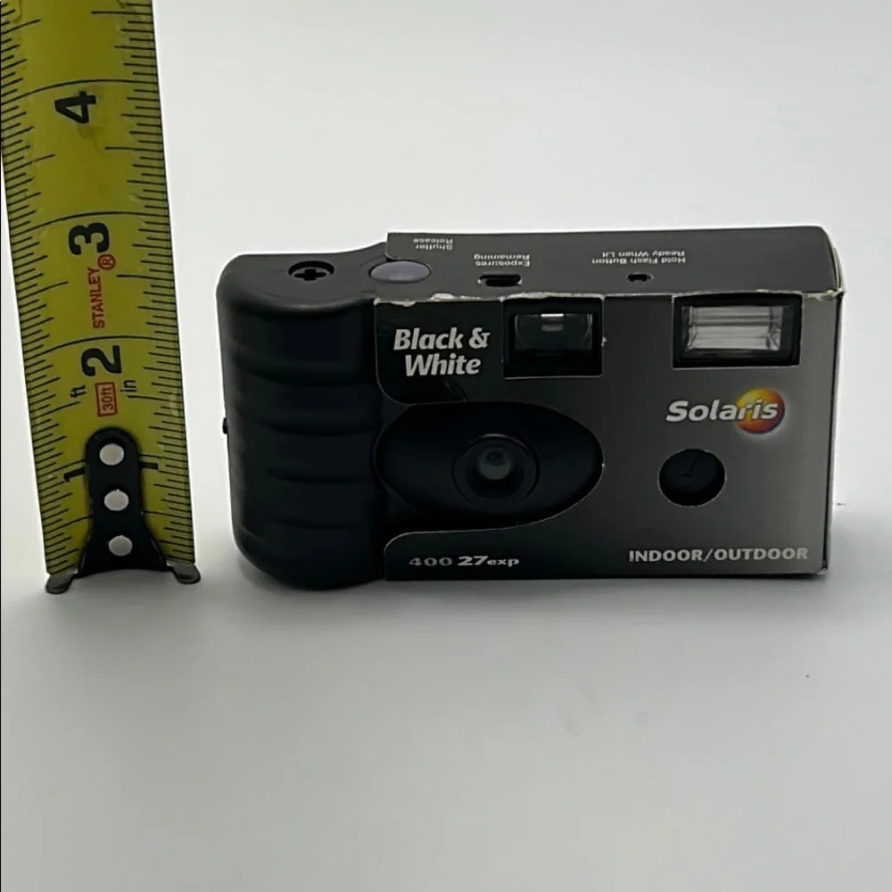Solaris Black White Disposable Camera 400 27exp Indoor/ Outdoor